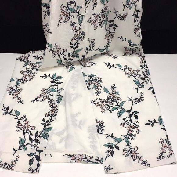 New Stylestalker
Kaylene Halter Floral Maxi Dress - Picture 5 of 5